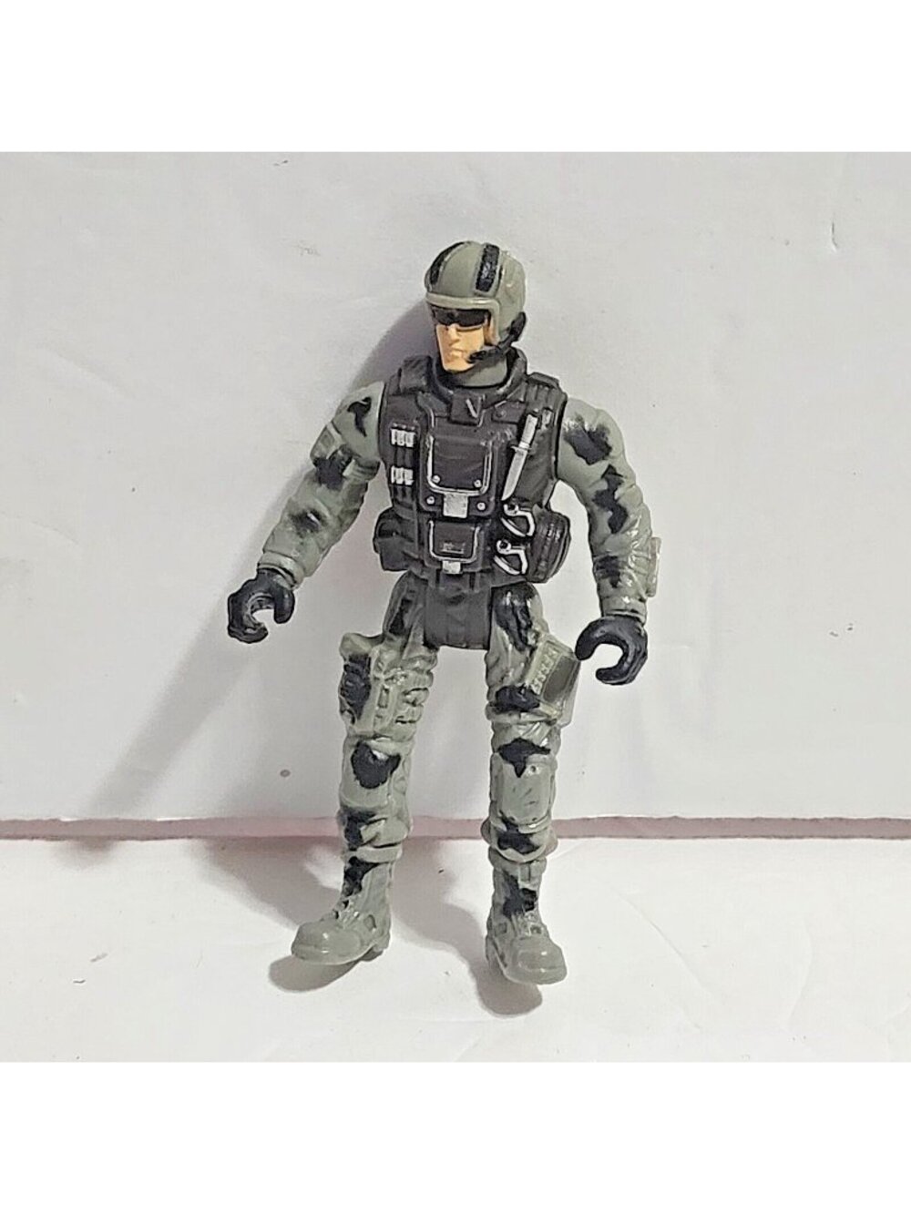 Chap Mei Gray Army Camouflage Pilot Helicopter Military Soldier Figure Loose 4"